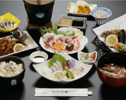 お食事